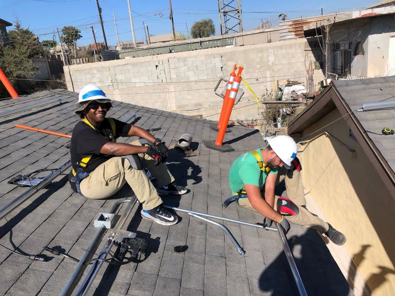IGS Energy employees participating in the Renewable Energy Corps trip with GRID Alternatives