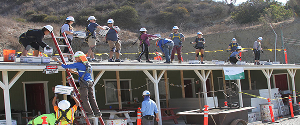 IGS Employees Installing Solar Panels in Mexico)